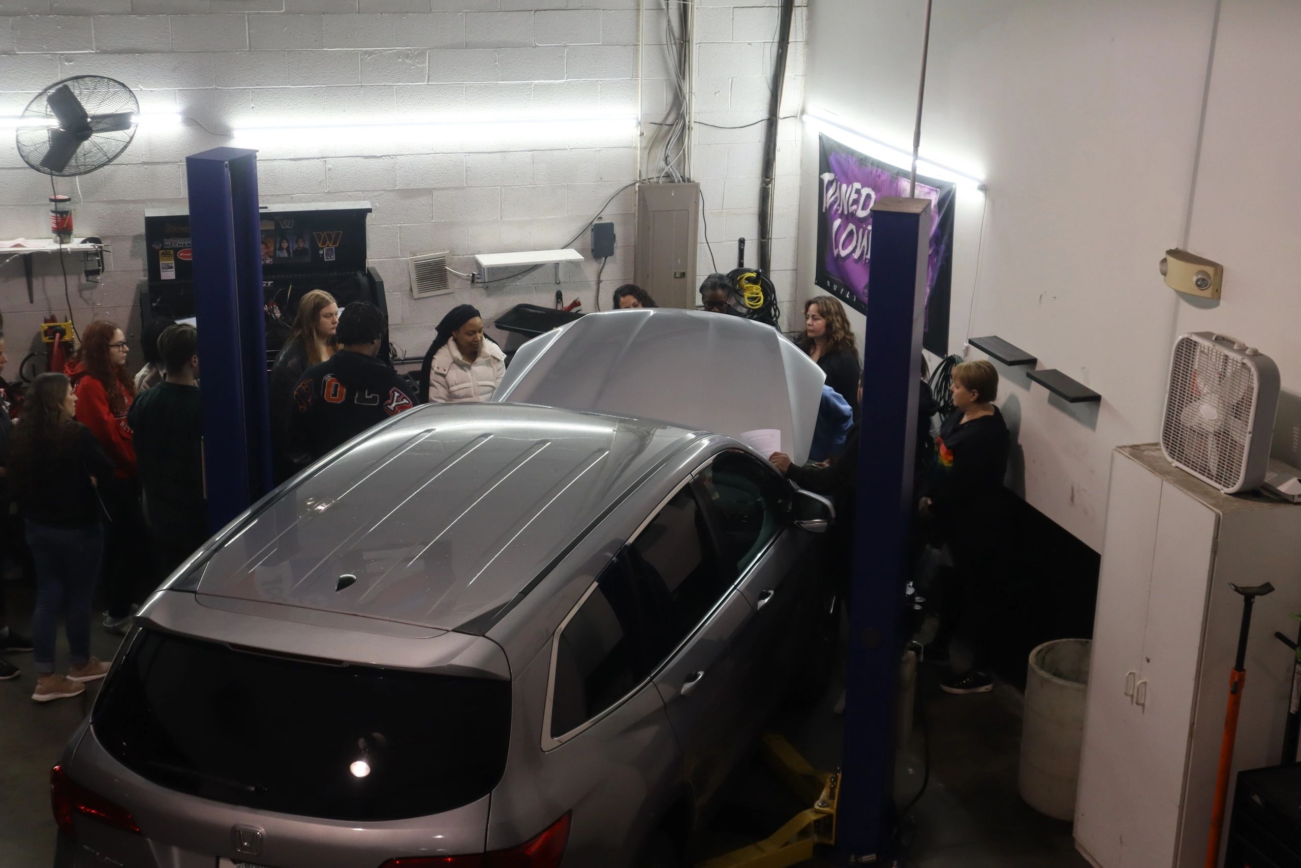 Auto repair tools and equipment